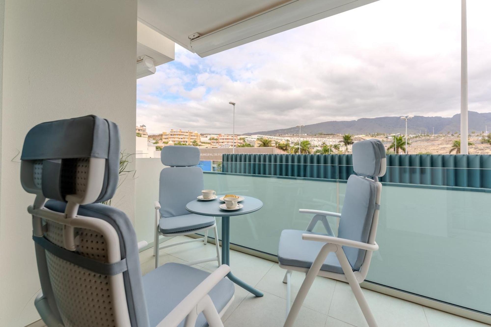 Caleta Suites Tenerife Адехе Екстер'єр фото