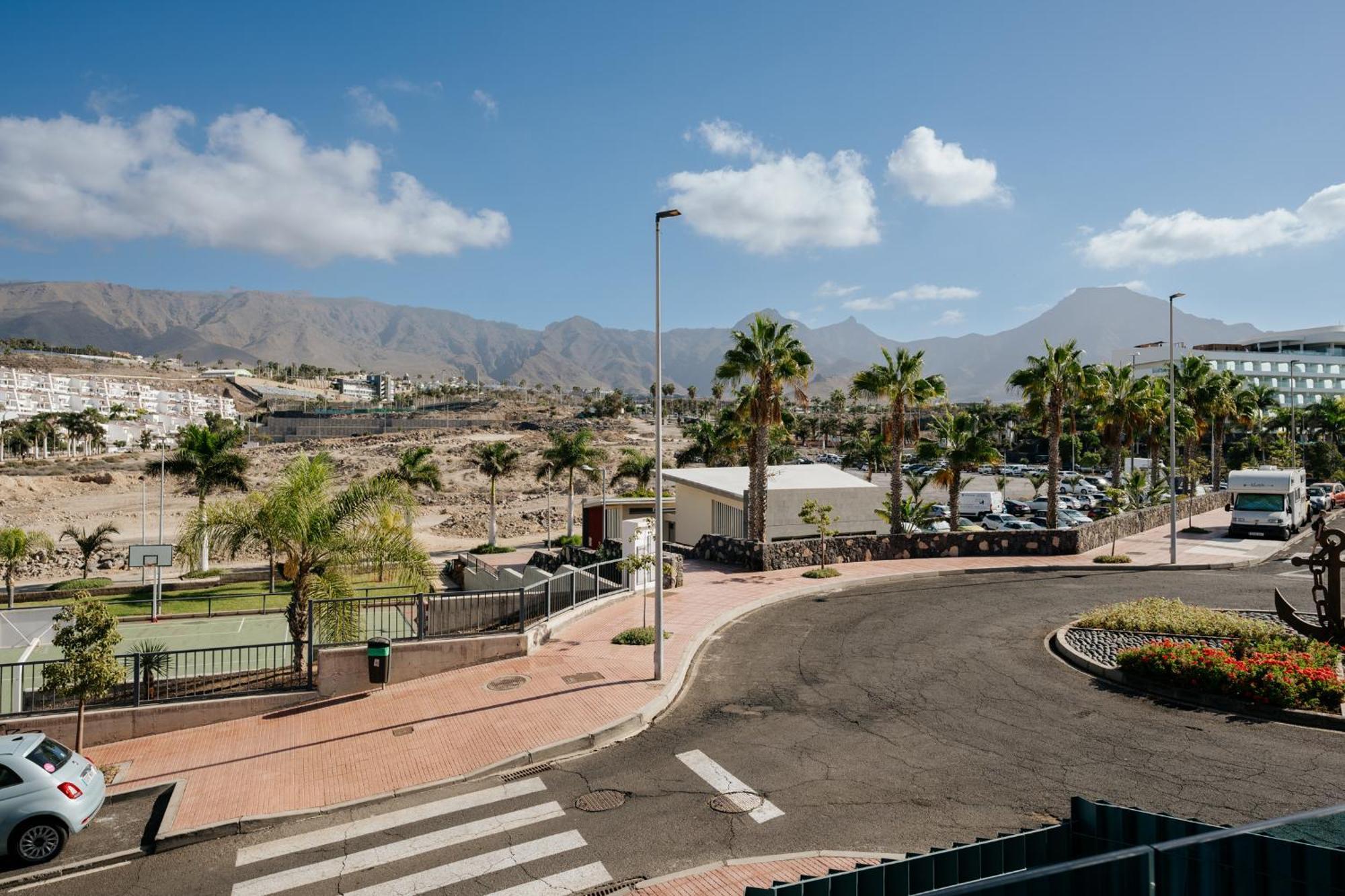 Caleta Suites Tenerife Адехе Екстер'єр фото